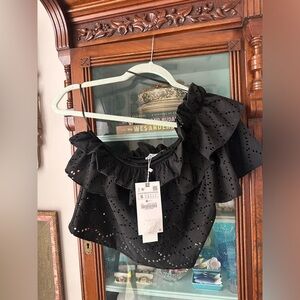 NWT Zara Black Eyelet One Shoulder Crop Top - Small